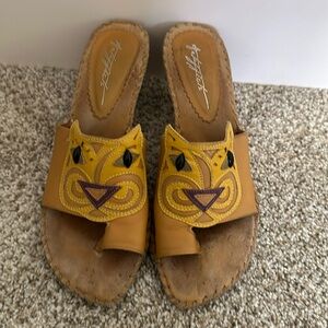 ArtEffects Leather Cat Open Toe Wedge Sandals Size 7